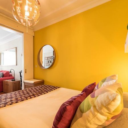 Cozy Apartment In Historic Center Лиссабон Экстерьер фото